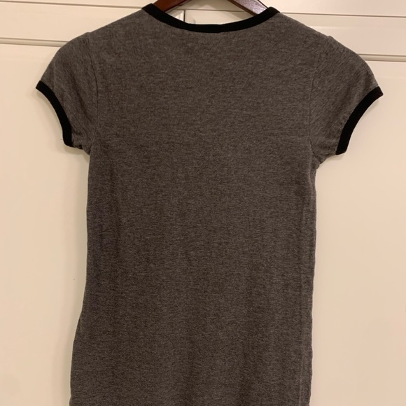 Gray fitted top - Picture 2 of 2